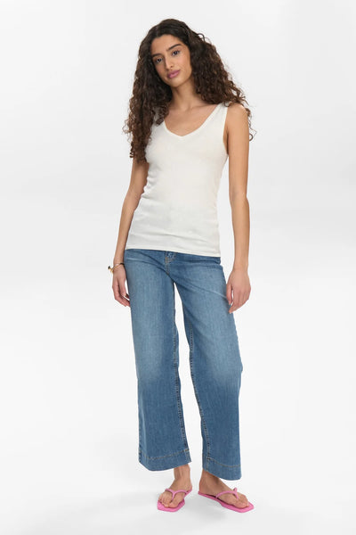 Nuashton top white