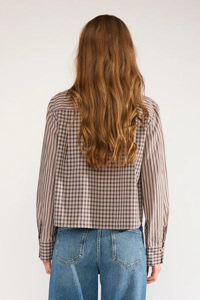 Nuryia shirt