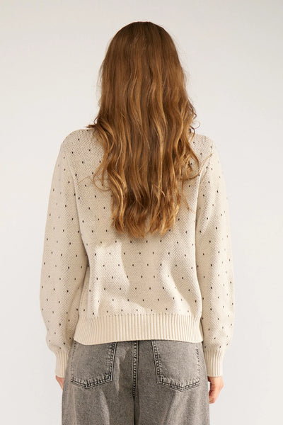 Nusamara Pullover Dog