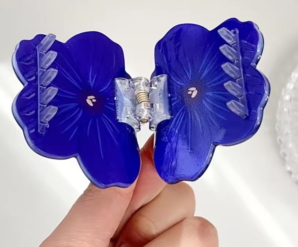 Blue Flor Clip