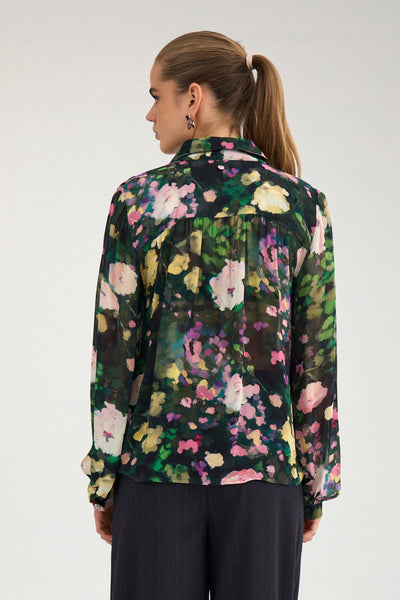Nuarvi Shirt (botanical garden)