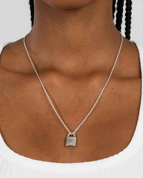 Closed Necklace Silver