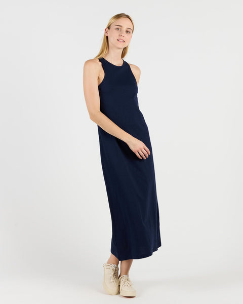 Della navy blue