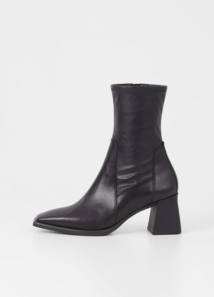 Hedda Black