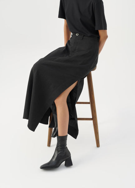 Hedda Black