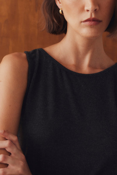 Camiseta Belora Antracita