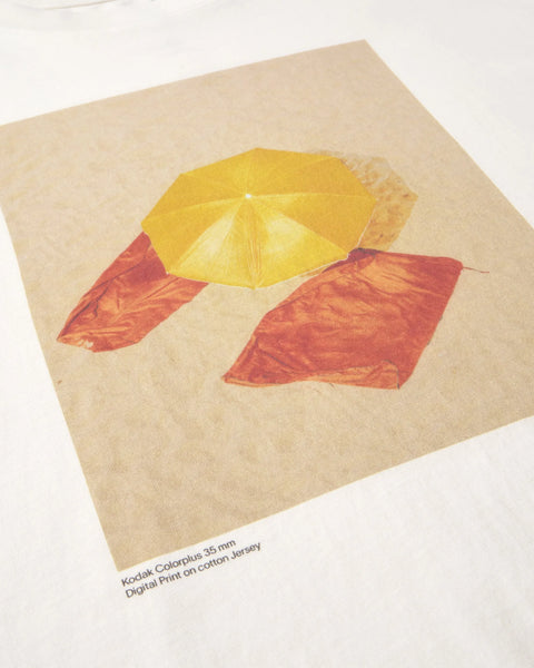 Yosigo beach white Eric tee