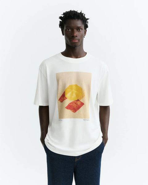 Yosigo beach white Eric tee