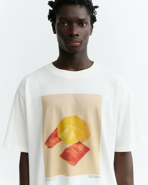 Yosigo beach white Eric tee