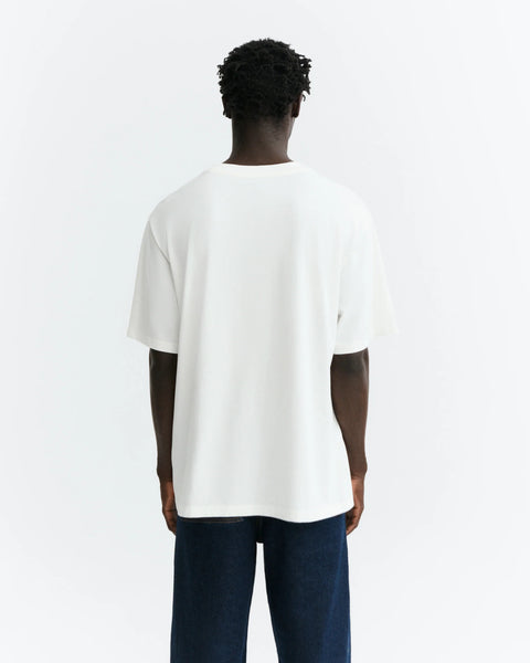 Yosigo beach white Eric tee