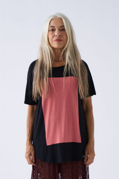 Quadrilateral Negro-Pink