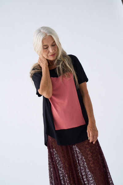 Quadrilateral Negro-Pink