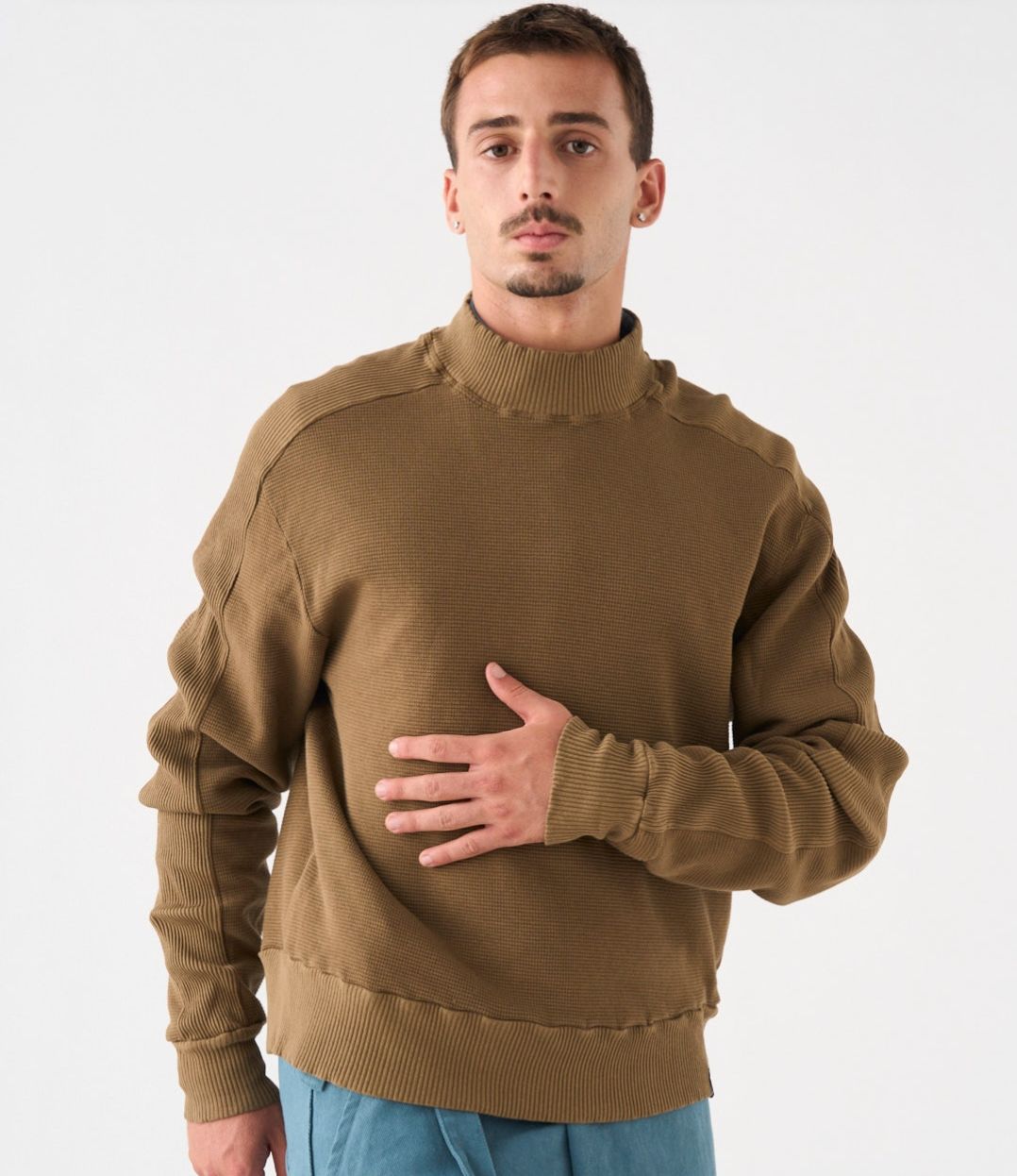 Sudadera marrón visón