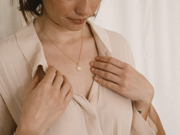 Alba Necklace