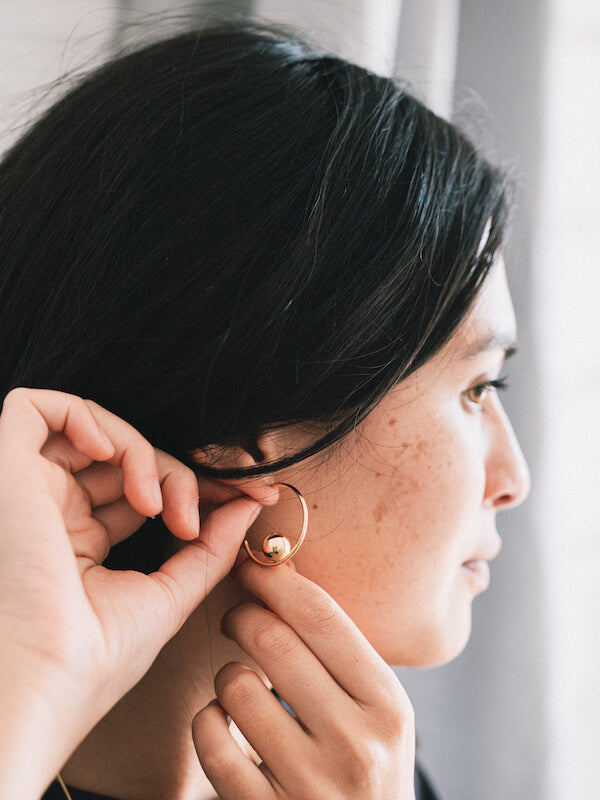 Embrion Earings (Gold)