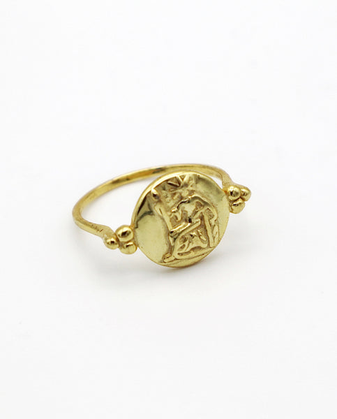 Moneda Ring