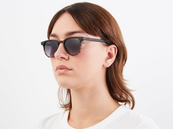 Francis Matte Black Tortoise