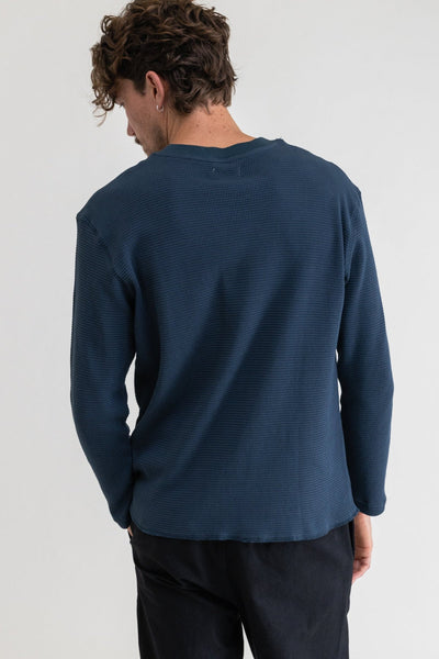 Classic Waffle Knit (worn navy)
