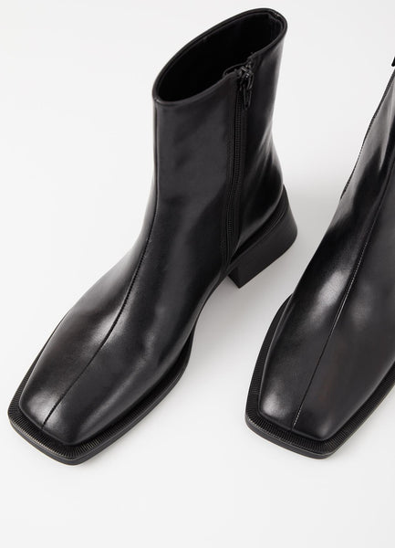 Blanca Black Leather