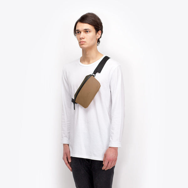 Jona Lotus Olive-Almond